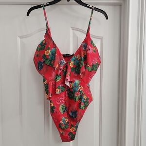 NWT Floral Ruffle Swimsuit